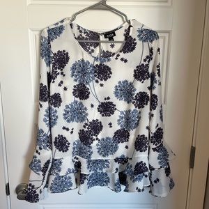 Ana ruffle sleeve top